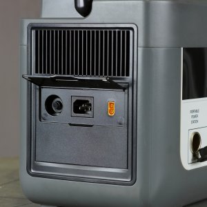 Портативная электростанция FUBAG AS 2400i (аккумулятор LiFePO4) в Перми фото