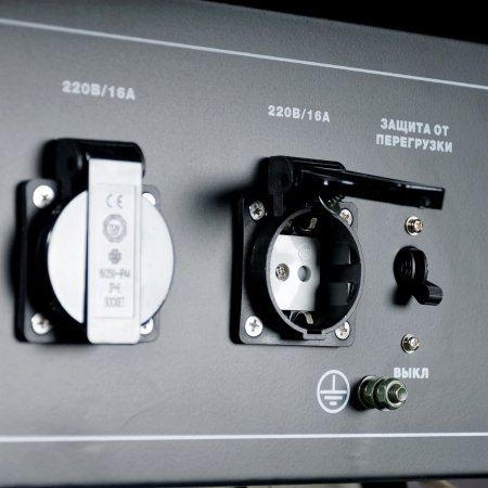 Бензиновый генератор FUBAG BS 3300 A ES с электростартером и коннектором автоматики в Перми фото